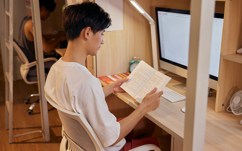 北京理工大学车辆工程在职研究生学费一年多少钱？