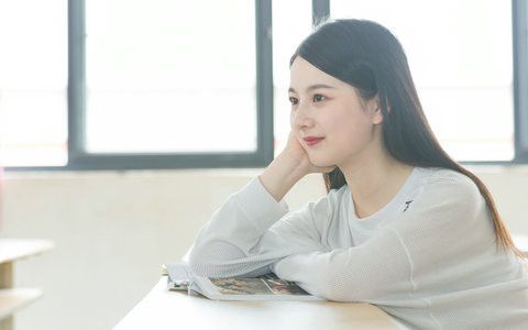 南开大学经济法学在职研究生学费一年多少钱？