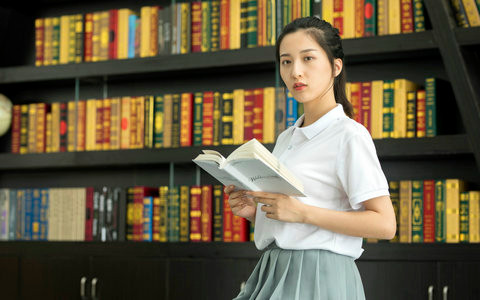 2025年中国人民大学金融学在职研究生招生简章，速览！