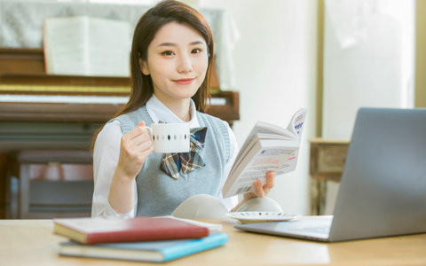 2025年翻译在职研究生招生院校排名，附学制学费信息！