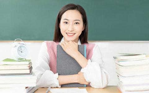 大连理工大学环境工程在职研究生学费一年多少钱?