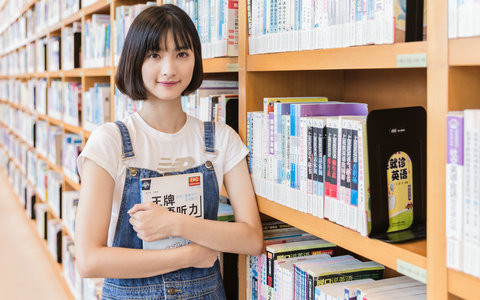 天津大学电子与信息在职研究生学费一年多少钱？