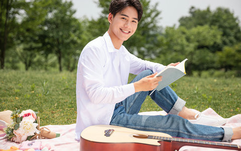 北京航空航天大学会计学(mpacc)在职研究生学费一年多少钱？