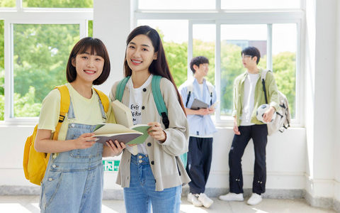 青海民族大学在职研究生好考吗？