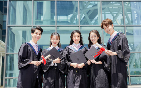 新疆农业大学在职研究生好考吗？