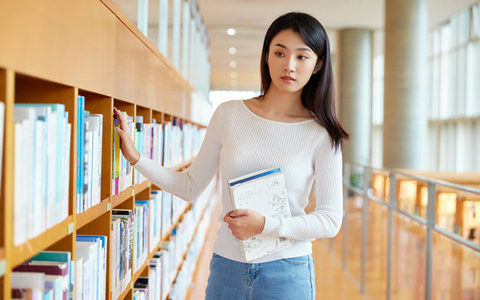 北京第二外国语学院在职研究生招生专业有哪些？